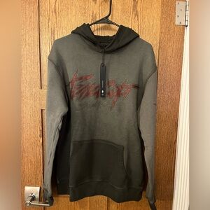 Tenaciti sweatshirt